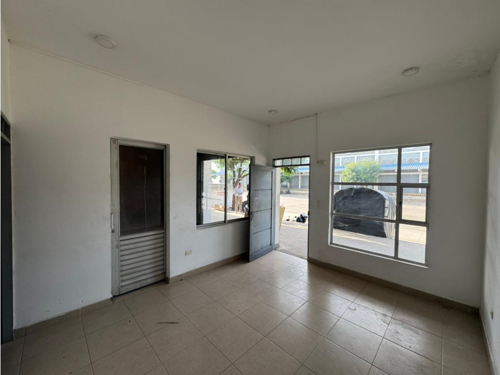 BODEGA EN ARRIENDO EN PARQUE INDUSTRIAL- MONTERIA - 2