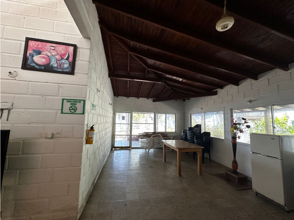 CABAÑA EN VENTA EN PLAYAS DEL FRENCES - 3