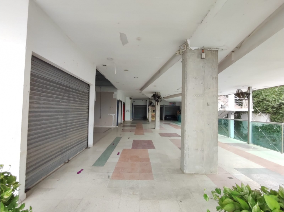 LOCAL EN ARRIENDO EN AVENIDA - CERETE - 6