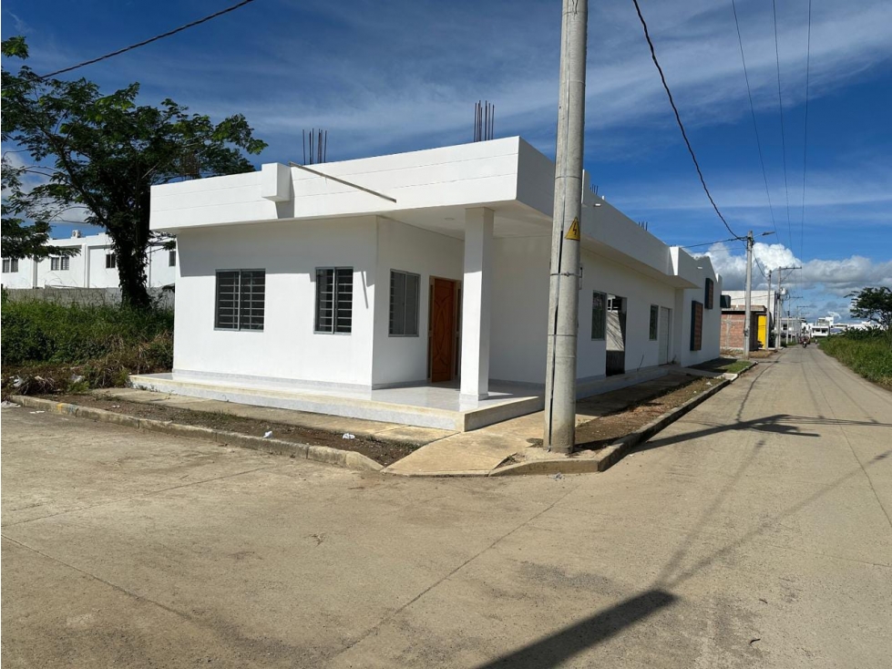 VENTA DE CASA MI REFUGIO CON PLACA PARA SEGUNDA PLANTA