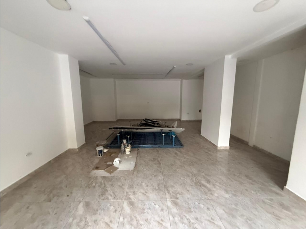 LOCAL COMERCIAL EN ARRIENDO SOBRE VIA PRINCIPAL - MONTERIA