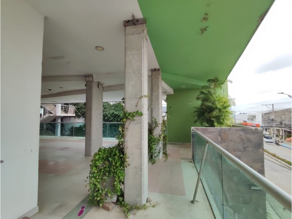 LOCAL EN ARRIENDO EN AVENIDA - CERETE - 2