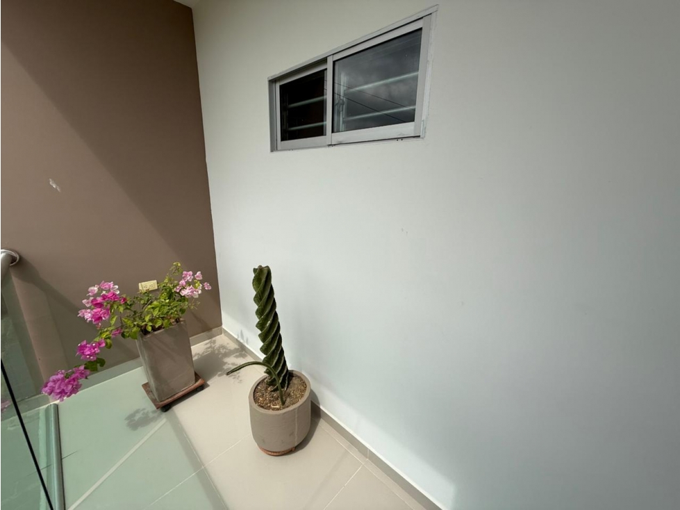 CASA DE DOS PISOS EN VENTA EN URBANIZACION VILLA NOVA - MONTERIA — foto 4