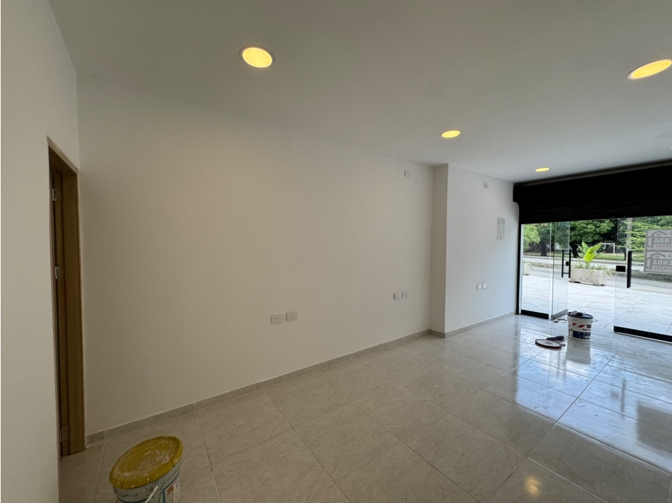 LOCAL COMERCIAL EN VIA PRINCIPAL DE LA COQUERA MONTERIA — foto 6