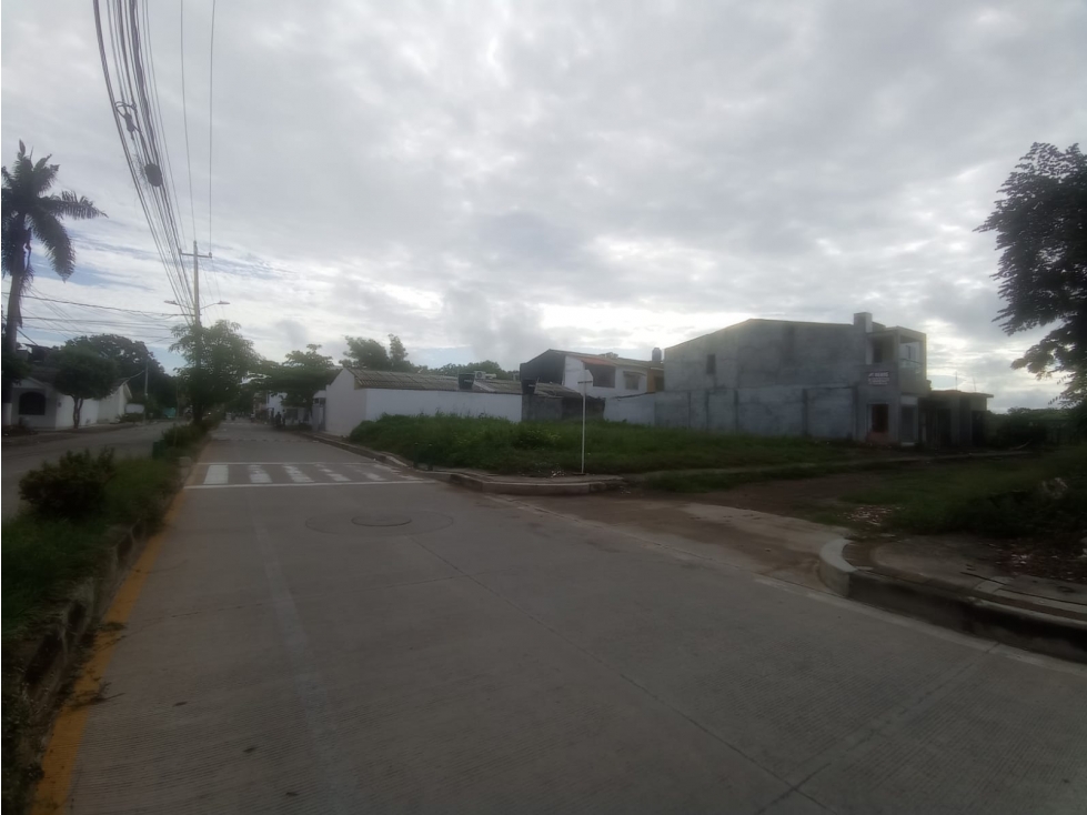 EN VENTA LOTE DE OPORTUNIDAD EN ZONA RESIDENCIAL - MONTERIA — foto 2