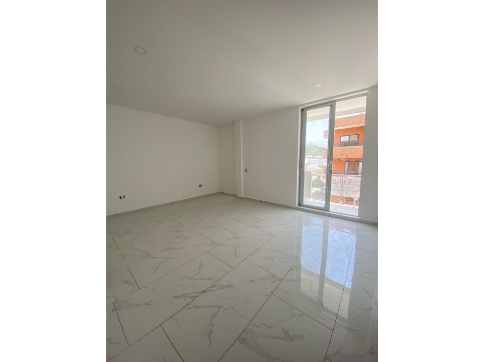 SE VENDE CASA EN PORTAL DE ALMERIA — foto 3