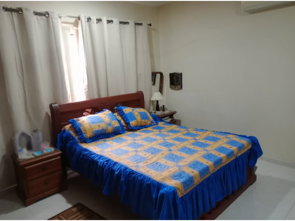 CASA EN VENTA ZONA RESIDENCIAL CENTRAL — foto 4