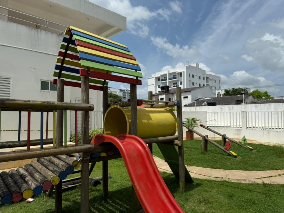 APARTAMENTO AMOBLADO EN ARRIENDO EN EL NORTE DE MONTERIA — foto 4