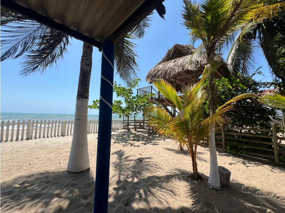 CABAÑA EN VENTA FRENTE AL MAR DEL FRANCES- TOLU. - 6