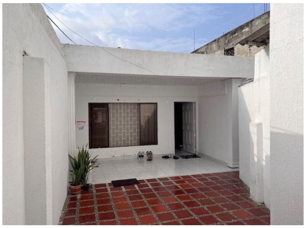 CASA EN VENTA EN EL BARRIO BUENAVISTA EN MONTERIA — foto 2