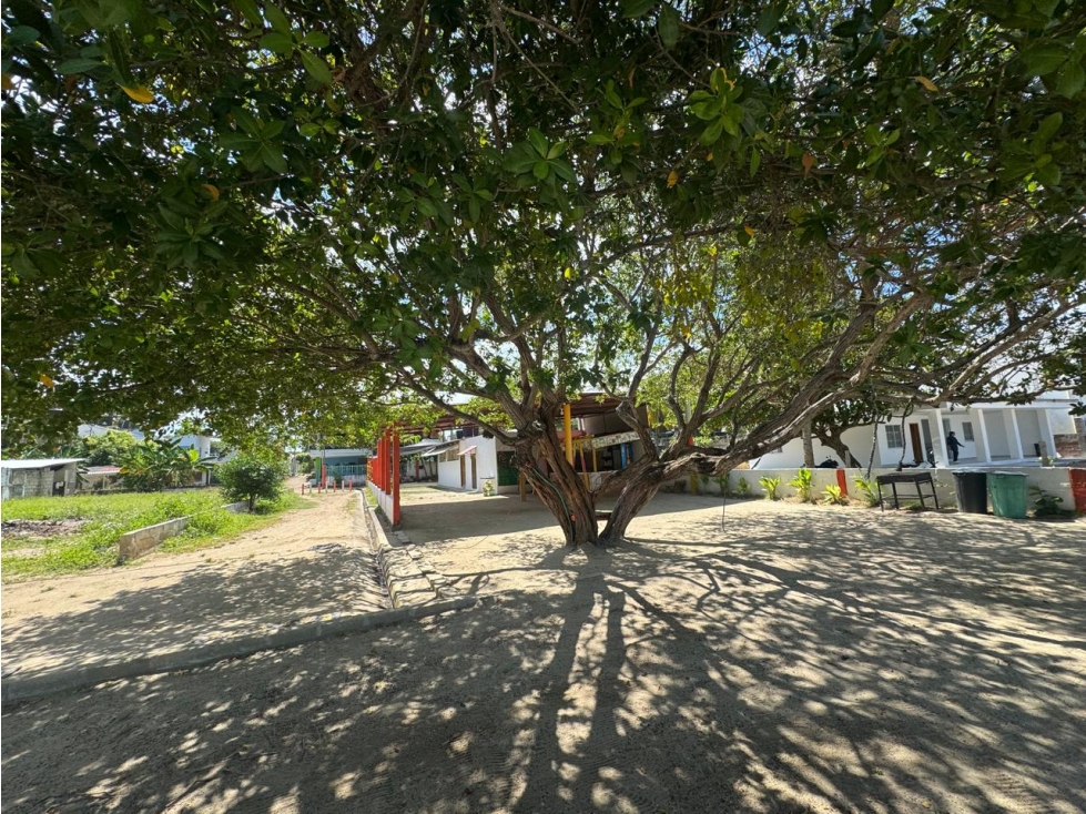 CABAÑA A 10 METROS DEL MAR EN VENTA EN COVEÑAS - SUCRE - 3