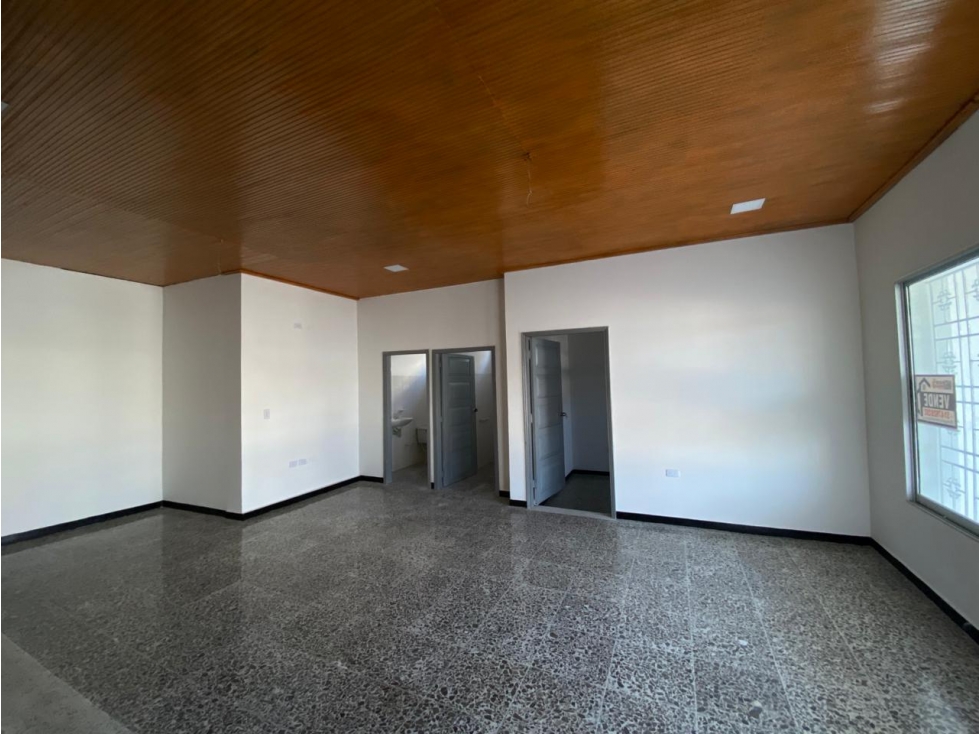 CASA PARA LA VENTA EN LA CALLE DEL COMERCIO EN CERETE - CORDOBA — foto 3