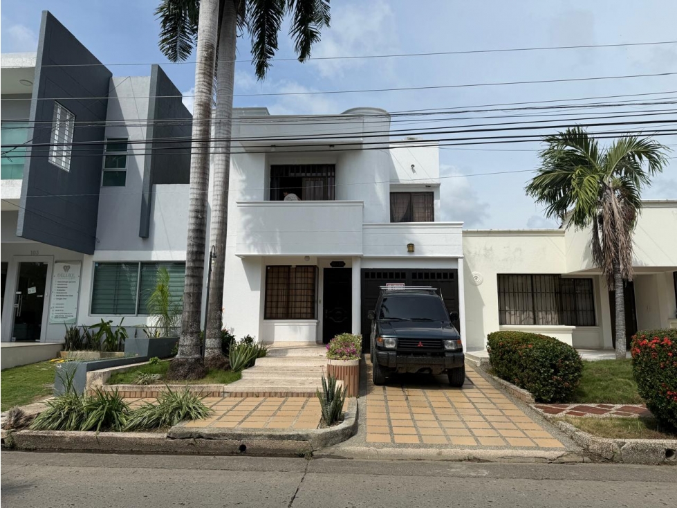 SE VENDE CASA DE DOS PISOS EN EL BARRIO LA CASTELLANA - MONTERIA — foto 2