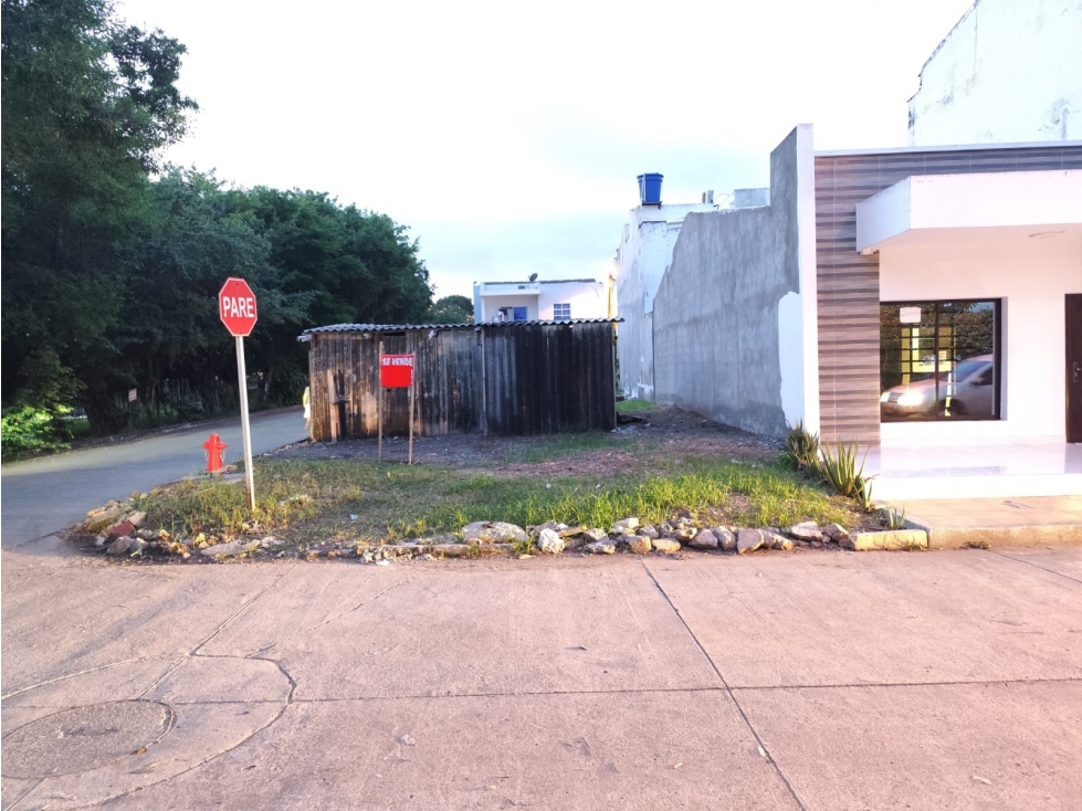 SE VENDE LOTE CON GRAN PROYECCION EN MI REFUGIO- MONTERIA