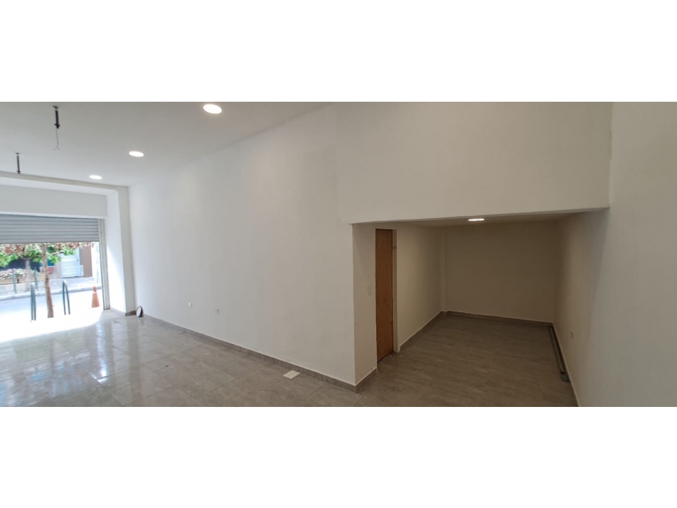 LOCAL EN ARRIENDO ZONA MAS COMERCIAL DEL CENTRO CE LA CIUDAD — foto 4