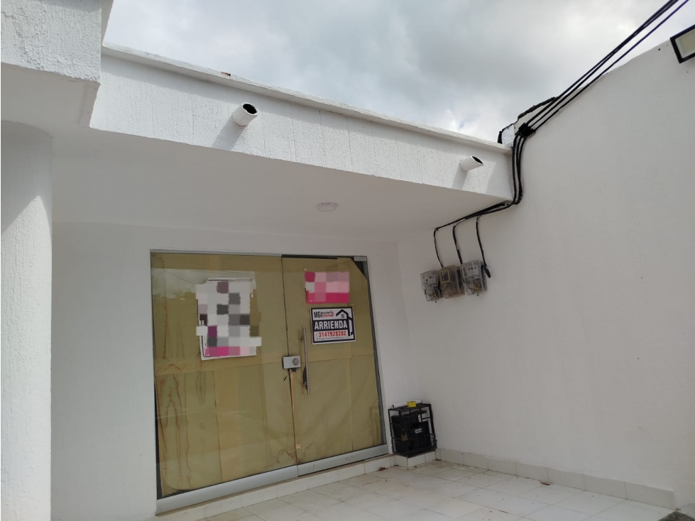LOCAL COMERCIAL EN ARRIENDO EN EL CENTRO CON VITRINISMO - MONTERIA — foto 2
