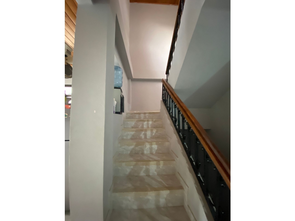 CASA DE TRES PISOS EN VENTA EN SECTOR NORTE DE MONTERIA — foto 6