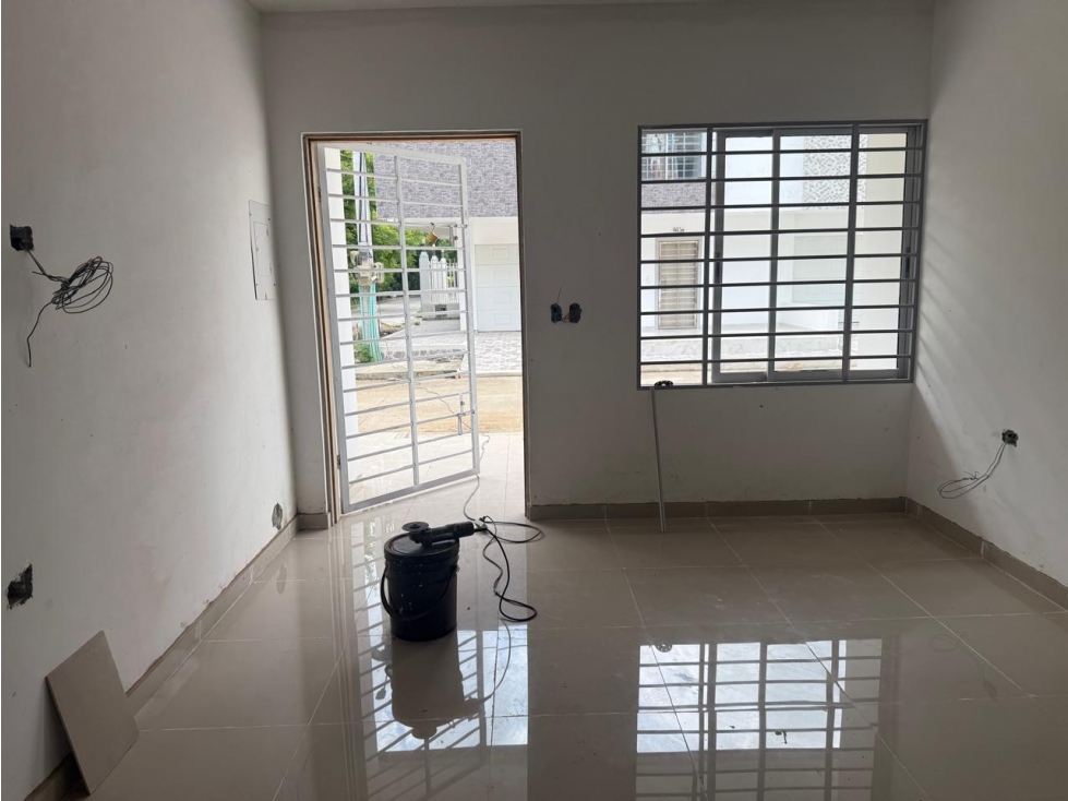 CASA PARA ESTRENAR EN VENTA EN ZONA TRANQUILA - MONTERIA