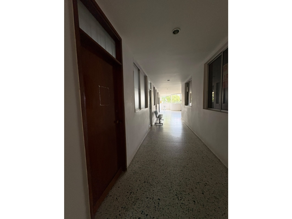 OFICINA AMOBLADA EN EL CENTRO DE MONTERIA - 4