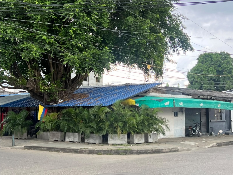 LOTE COMERCIAL ESQUINERO EN VENTA EN EL CENTRO DE MONTERIA - 3