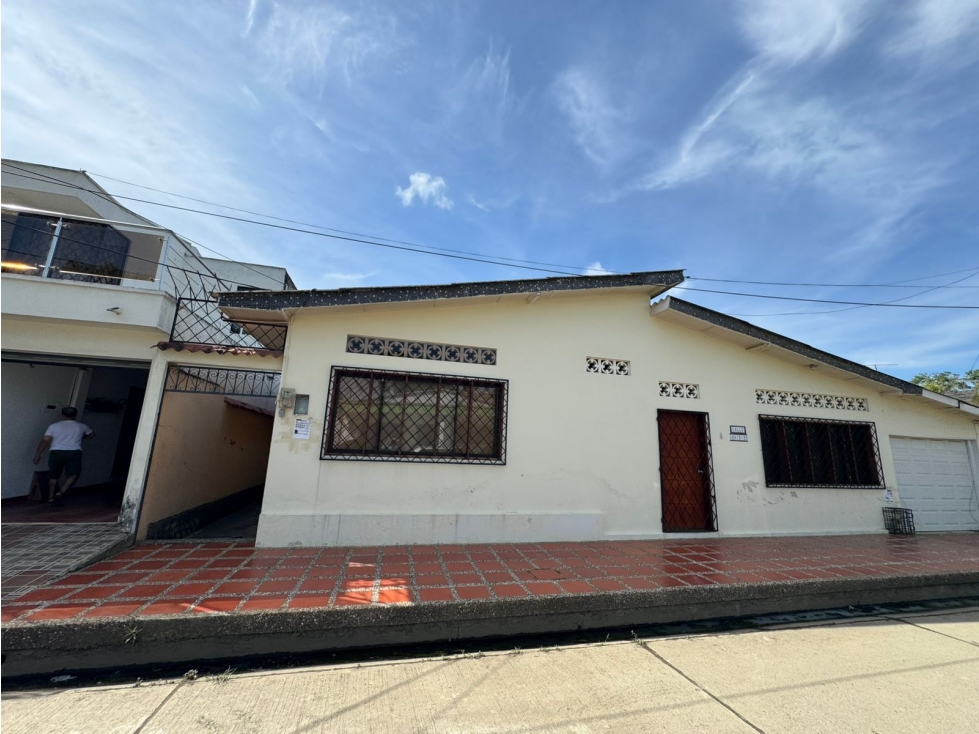 CASA AMPLIA EN VENTA EN CERETE-CORDOBA - 2