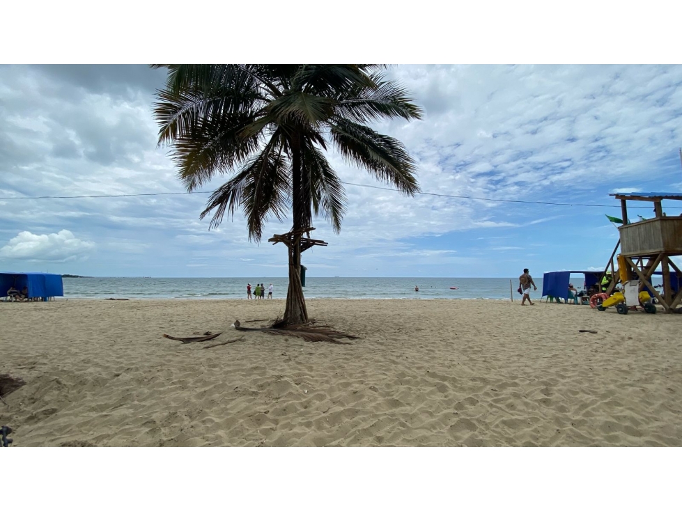 LOTE ESQUINERO FRENTE A LA PLAYA EN COVEÑAS - SUCRE - 1