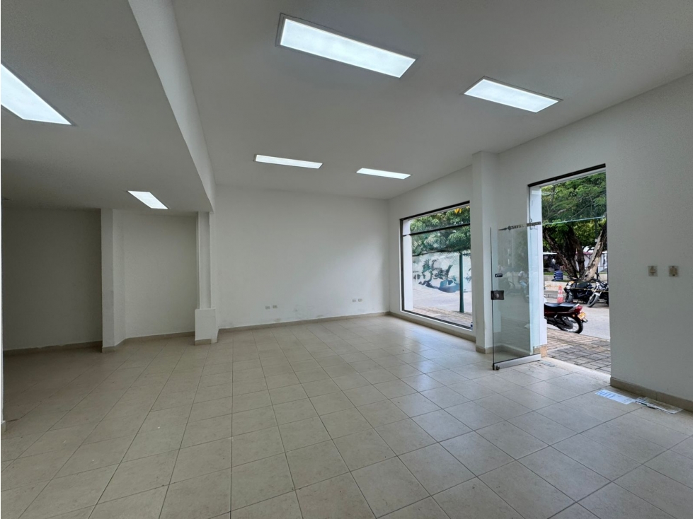 LOCAL EN ARRIENDO EN MONTERIA- FRENTE A CATEDRAL PRINCIPAL — foto 5