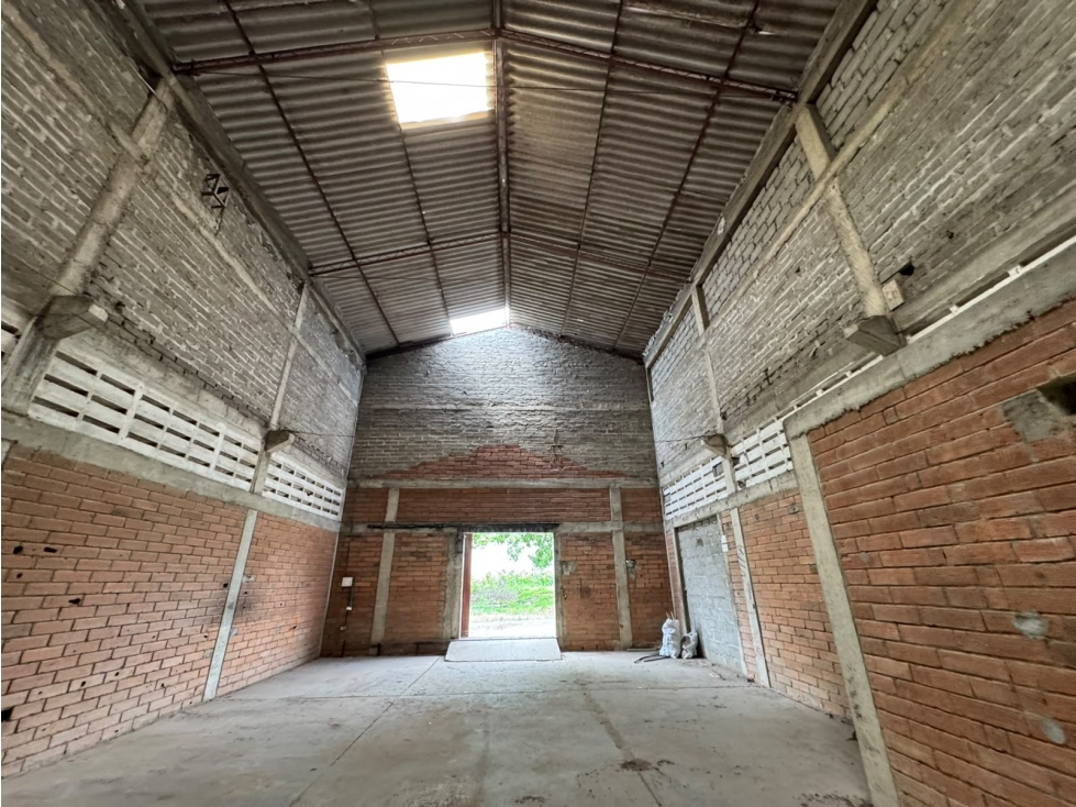 BODEGAS EN ARRIENDO EN CERETE- SOBRE VIA PRINCIPAL - 3