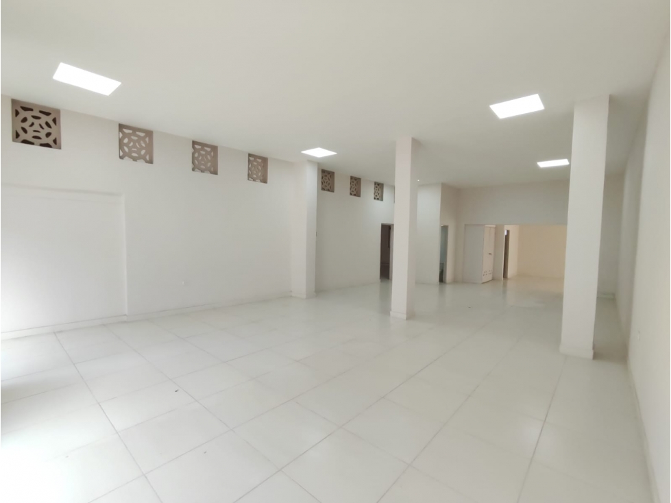 LOCAL COMERCIAL EN ARRIENDO