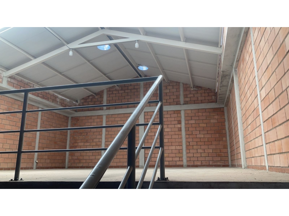 BODEGA EN ARRIENDO DE 245M2 EN CENTRO LOGISTICO - MONTERIA - 3