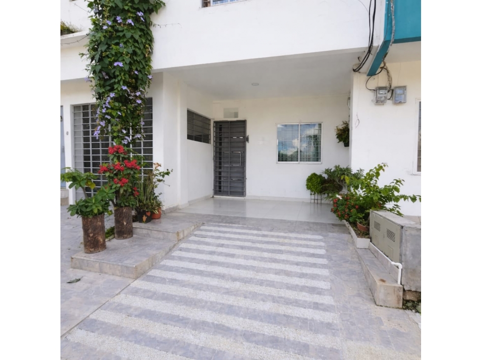 APARTAMENTO EN PRIMER PISO BIFAMILIAR EN VENTA - MONTERIA — foto 2