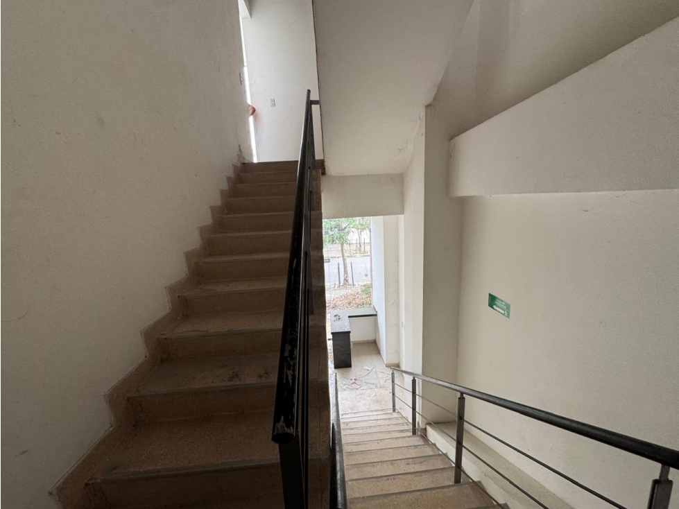 EDIFICIO DE CINCO PISOS EN ARRIENDO EN EL CENTRO DE MONTERIA - 6