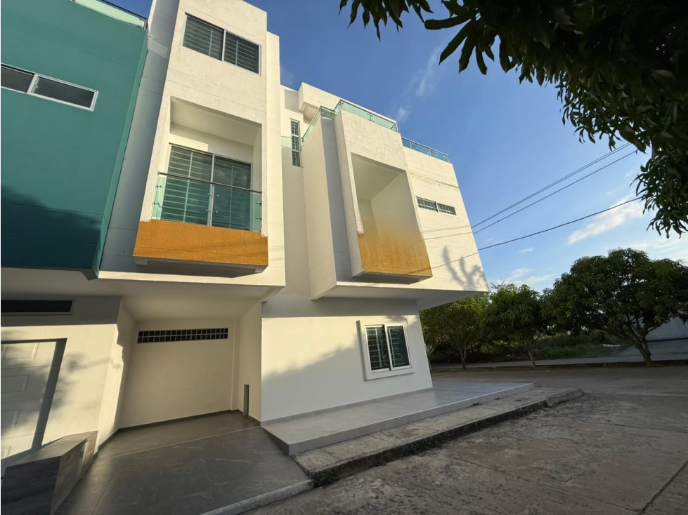 CASA EN VENTA DE TRES PISOS PARA ESTRENAR EN VILLANOVA - MONTERIA — foto 6