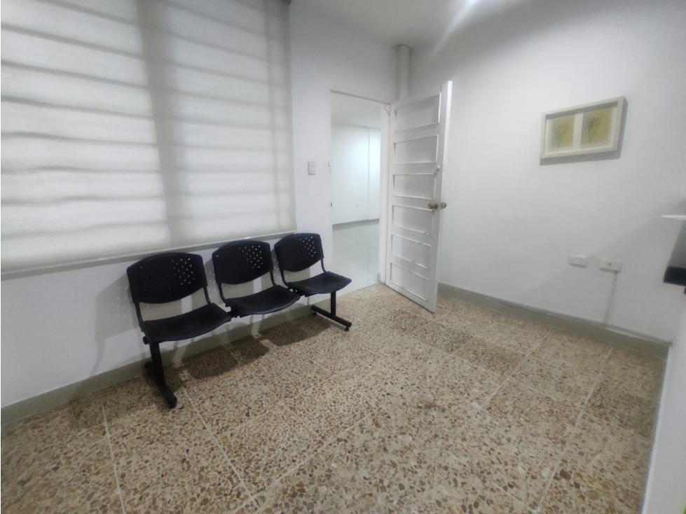 VENDO OFICINA CENTRO - MONTERIA - 4