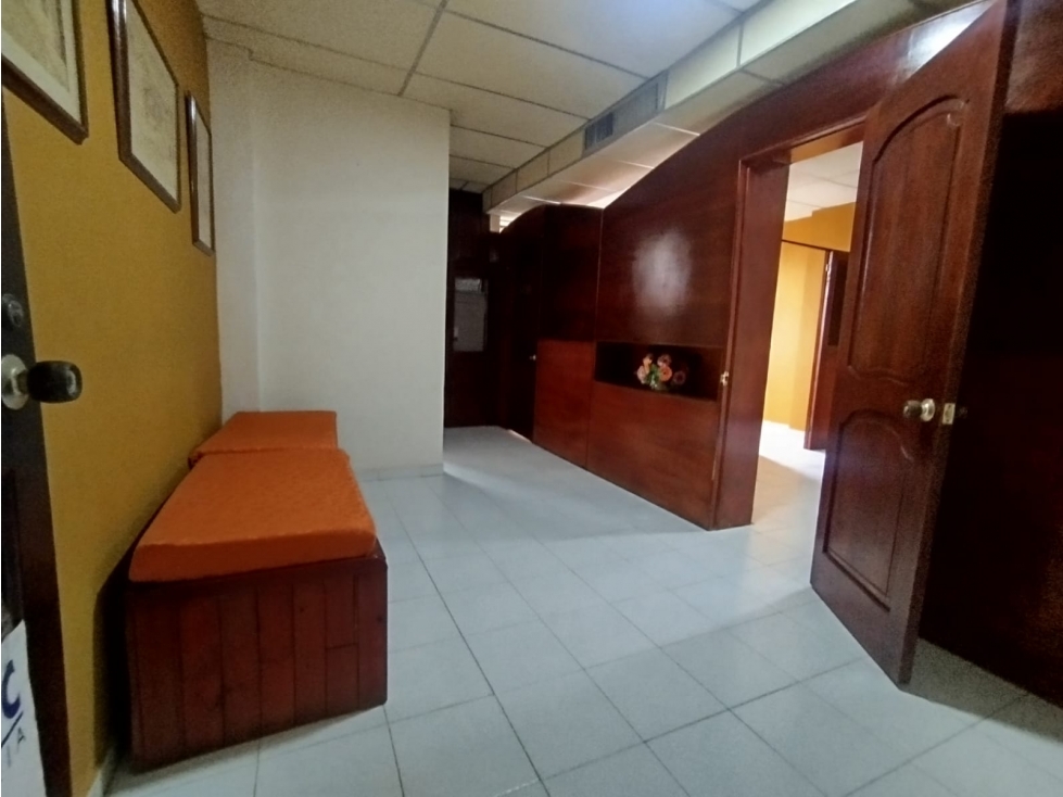 OFICINA EN ARRIENDO - VENTA EN EDIFICIO LOS EJECUTIVOS - MONTERIA - 4
