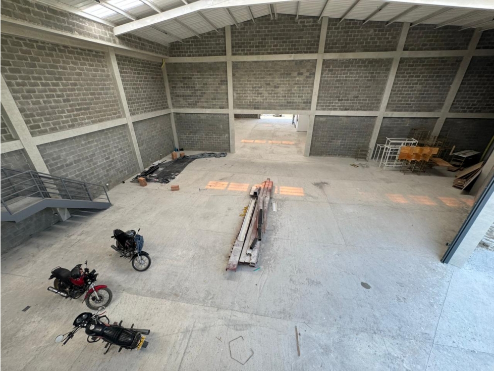 BODEGA PARA ESTRENAR EN CENTRO LOGISTICO DE MONTERIA - 4