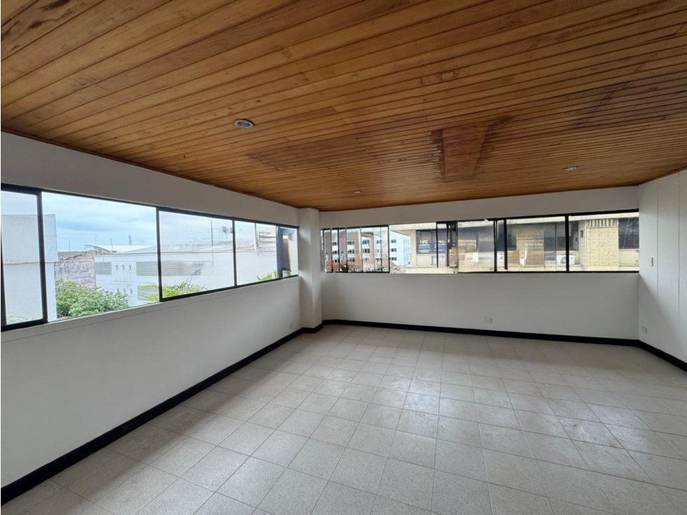 APARTAMENTO EN ARRIENDO EN EL CENTRO PISO 4 — foto 4