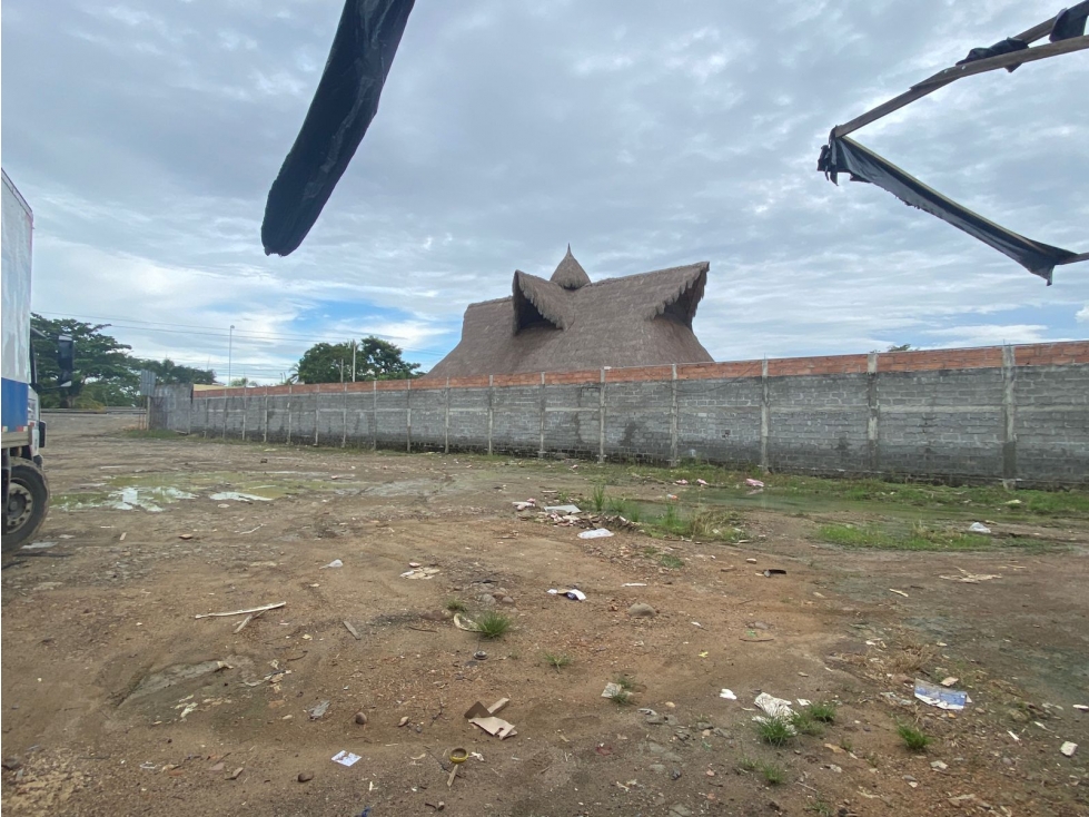 A LA VENTA LOTE BODEGA EN EL RETIRO DE LOS INDIOS- CERETE - 2