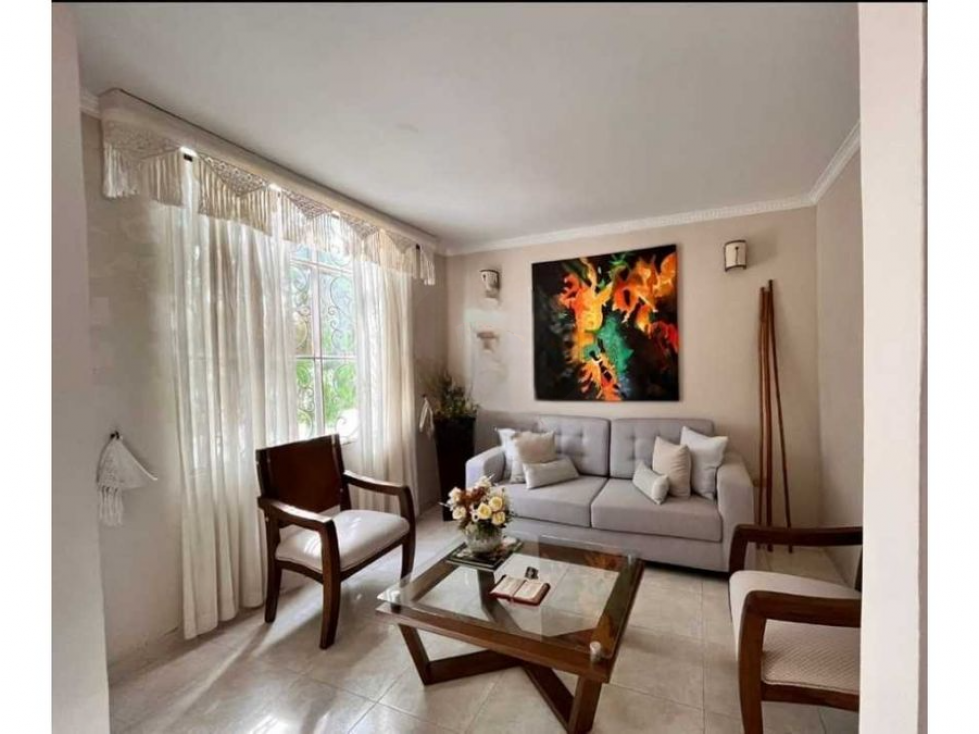 CASA EN VENTA CON UBICACION PRIVILEGIADA.