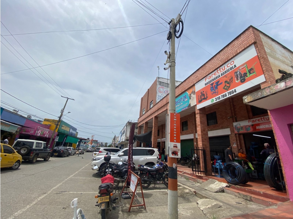 LOCAL EN VENTA EN EL CENTRO DE MONTERIA - 1