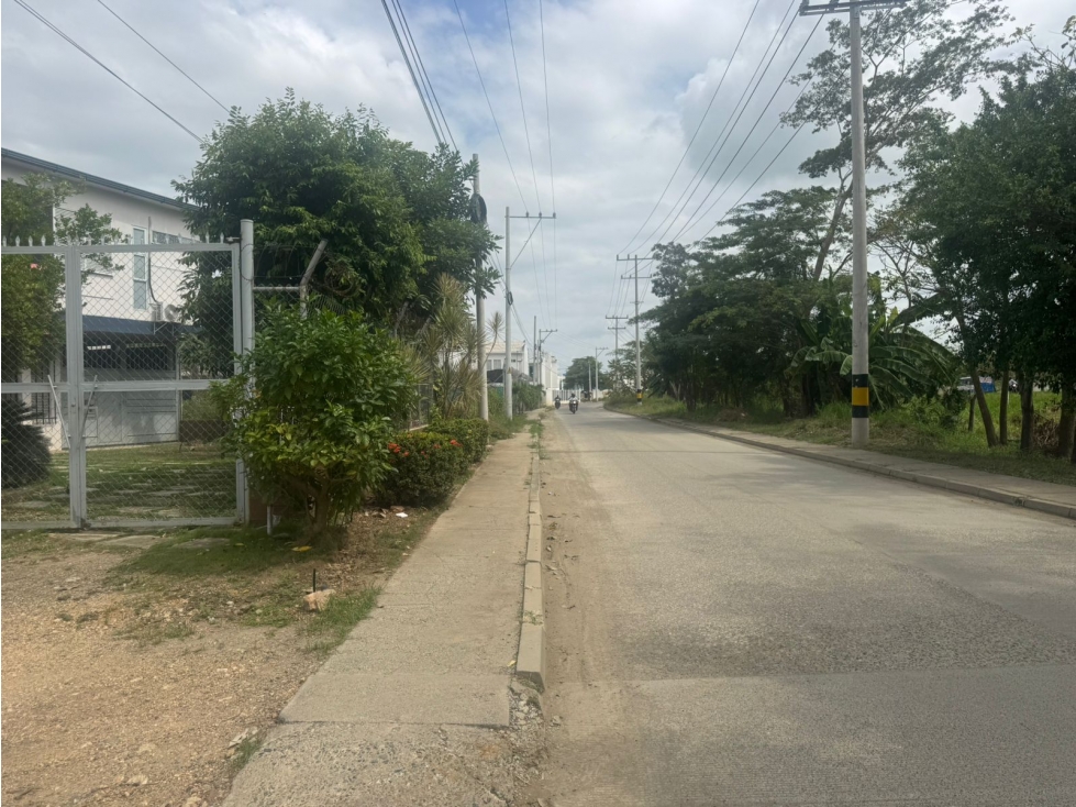LOTE MEDIANERO EN VENTA EN EL ORIENTE DE LA CIUDAD DE MONTERIA — foto 5