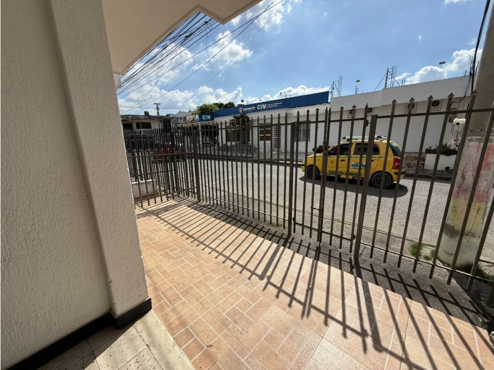 APARTAMENTO EN PRIMER PISO BIFAMILIAR EN VENTA EN EL CENTRO - MONTERIA — foto 4