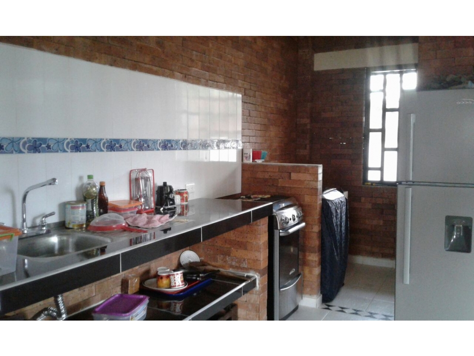 CASA CAMPESTRE EN VENTA - VILLAVICENCIO - 4