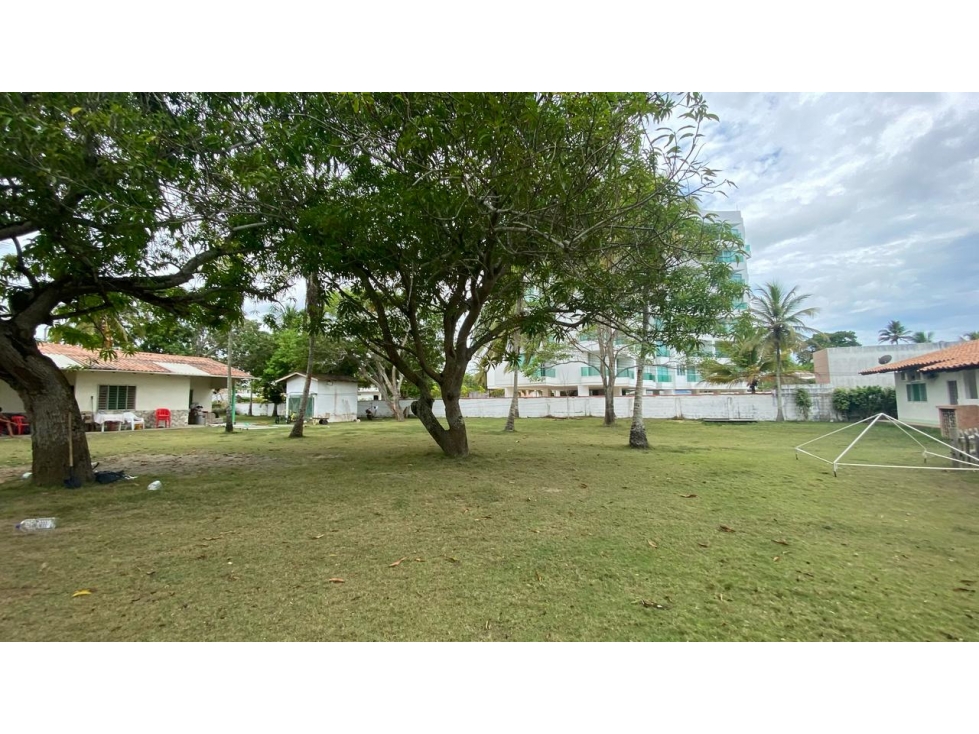 LOTE FRENTE A LA PLAYA EN VENTA EN COVEÑAS - SUCRE - 2