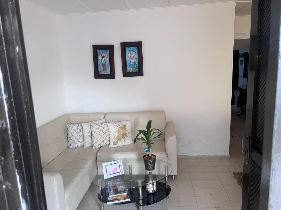 SE VENDE CASA ACOGEDORA EN MARGEN IZQUIERDA MONTERIA
