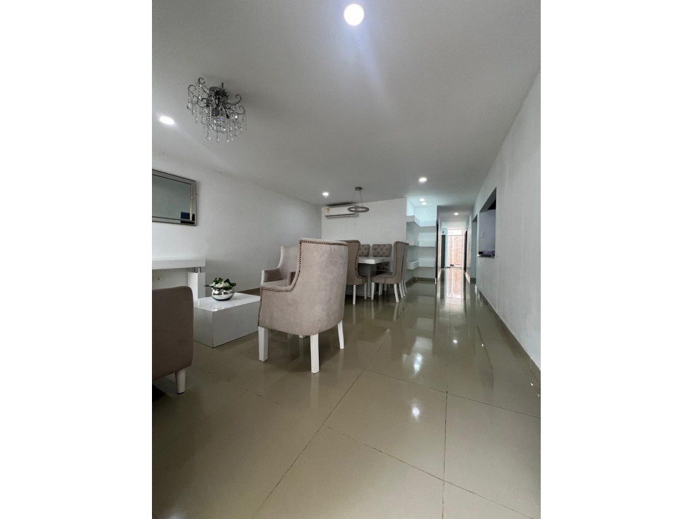 CASA EN ZONA RESIDENCIAL TRANQUILA Y BIEN UBICADA EN MONTERIA — foto 3