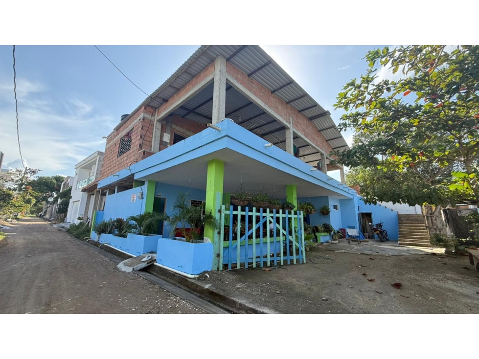 CABAÑA A 10 METROS DEL MAR EN VENTA EN COVEÑAS - SUCRE - 5