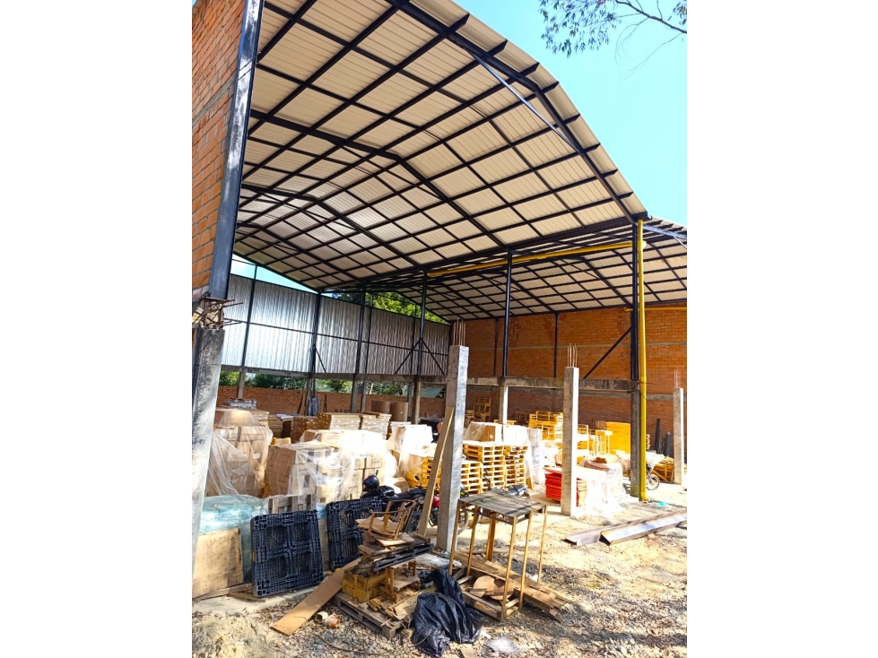 Venta Lote con Bodegas en Rionegro Retorno 12 autop Medellín-Bogotá — foto 6