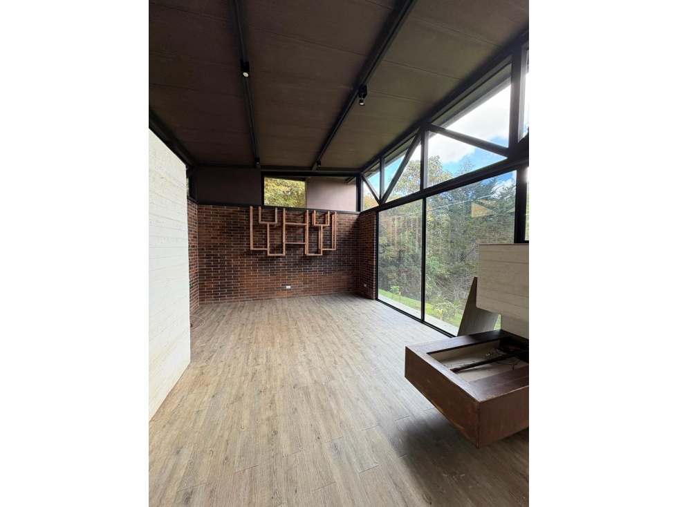 Venta Casa Urbanización Alto del Escobero Envigado MODERNA 1 nivel — foto 4