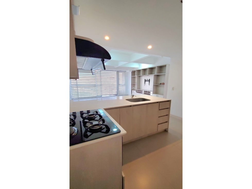 Venta Apartamento tipo SUITE Loma de los Bernal Medellín junto al EURO — foto 2